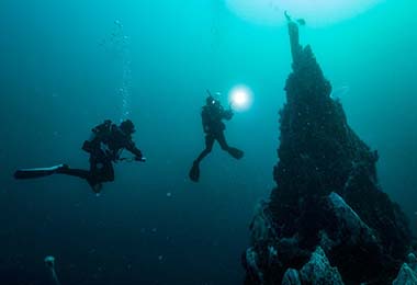 Deep Diving Specialty