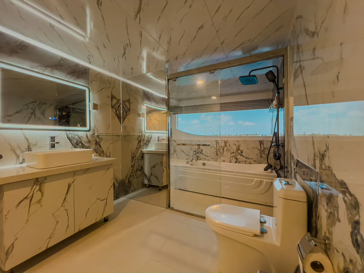 Maldives-Master-Superior-Double-ensuite.webp
